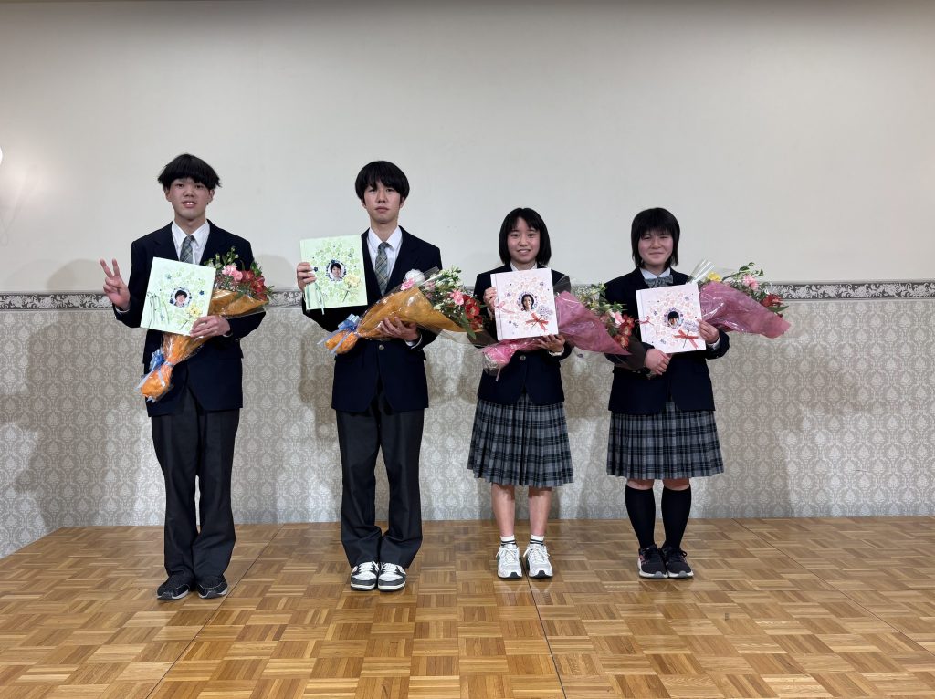 卒業の会　みんな８年以上通ってくれて、ありがとう。