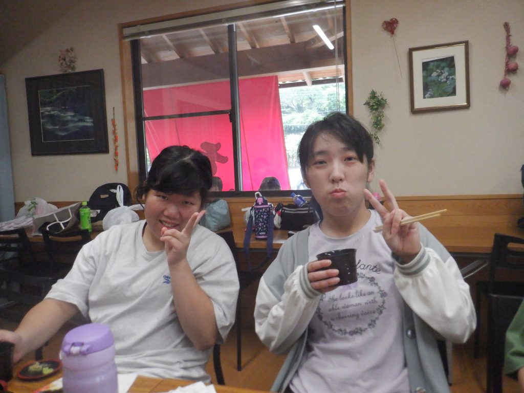 夏休みの思い出　そば打ち体験　自分で打ったおそばは最高においしいです。