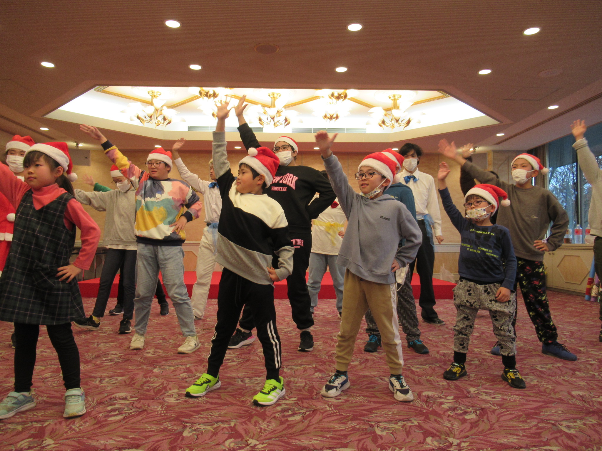 クリスマス会　つばさメイトのクリスマス会、ご家族参加で楽しみました。