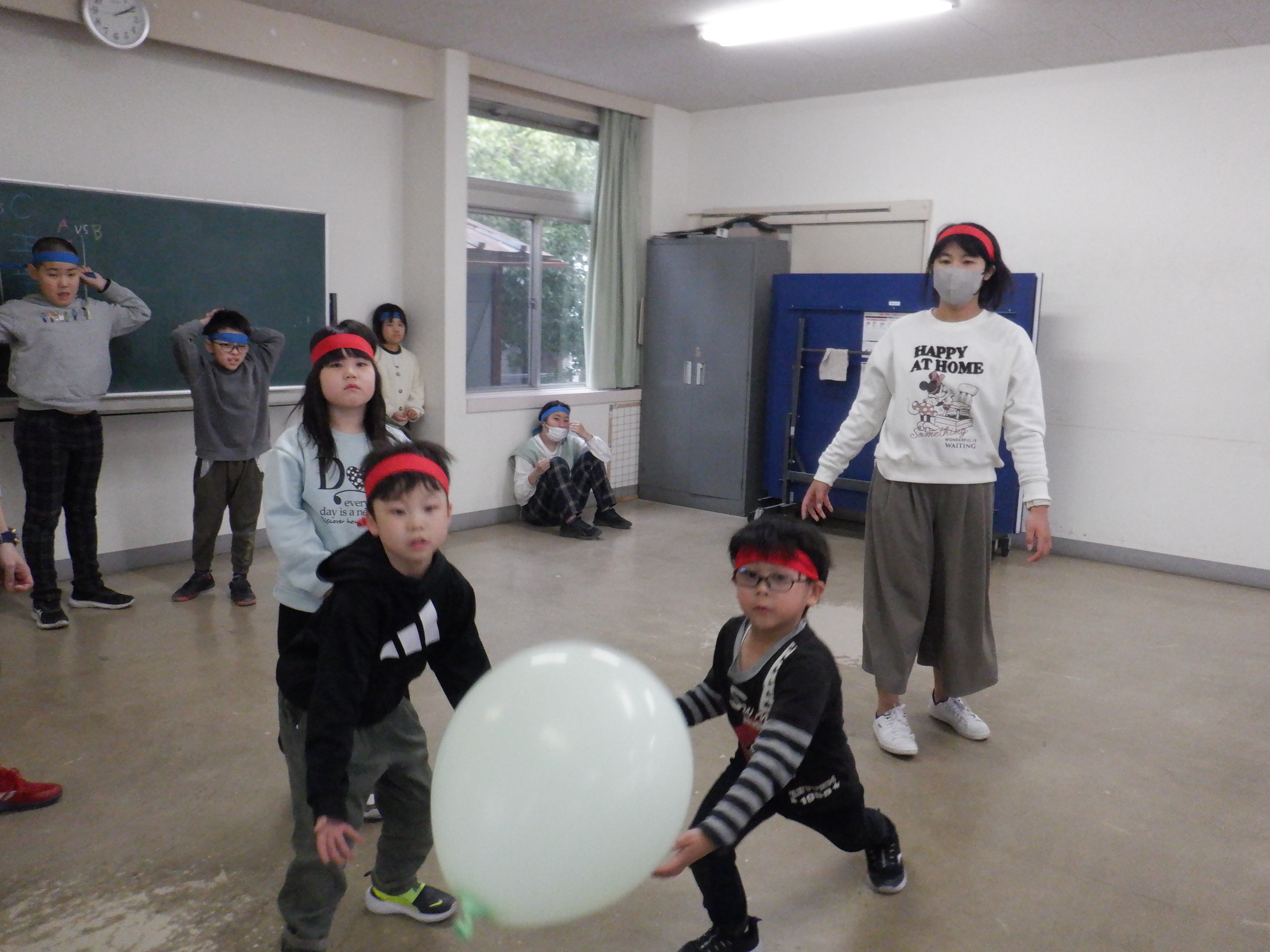 風船バレー　白熱、絶対に落とさない！！