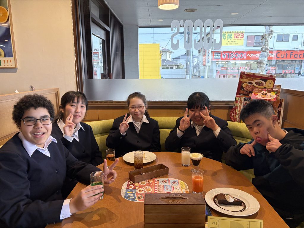 卒業おめでとう　中３生のみなさん、卒業おめでとう。