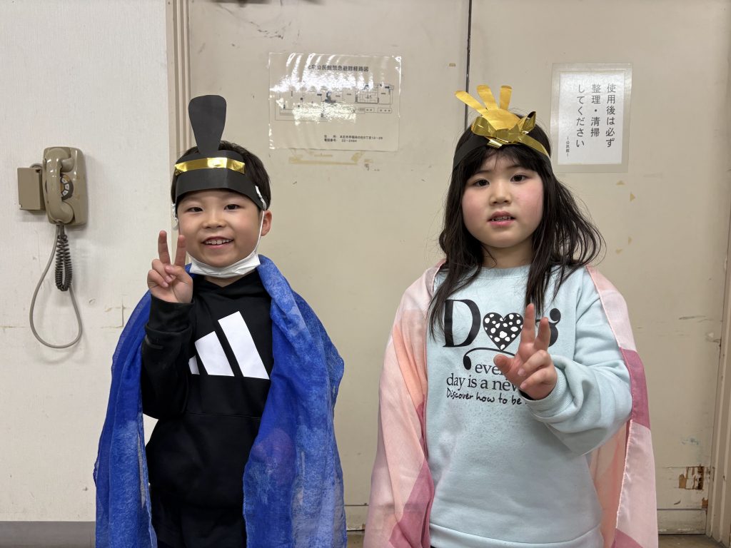 雛祭り　おだいりさま　と　おひなさま　お似合いです。