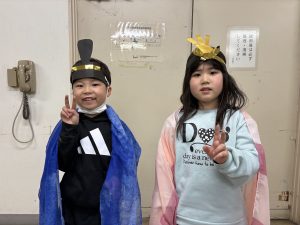 雛祭り　おだいりさま　と　おひなさま　お似合いです。