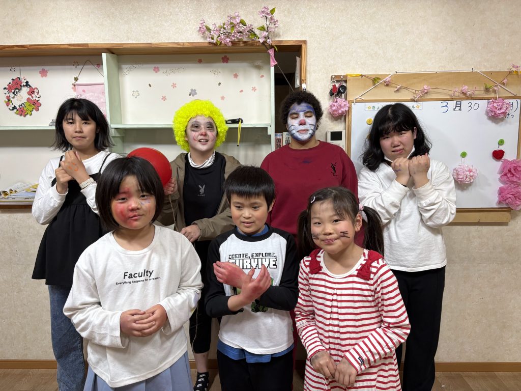 ホラーメイク　高３生の希望でホラーメイク、みんなノリノリです。