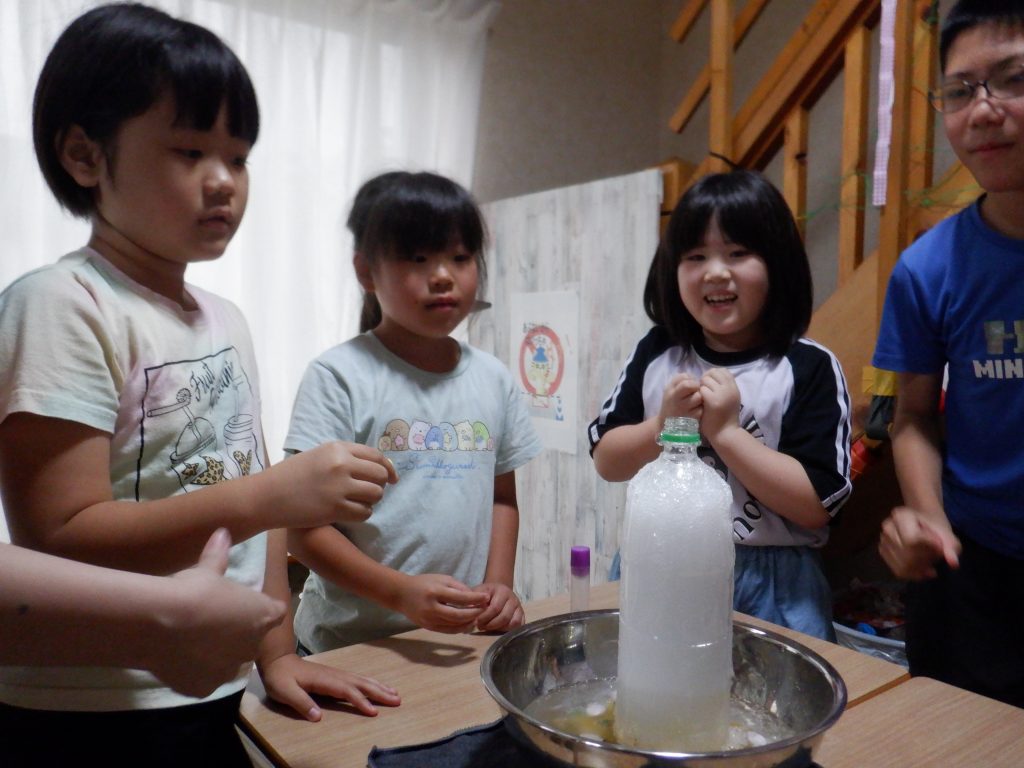 夏休みの思い出　フルーツポンチ　スーパーで食材を買ってフルーツポンチ、作りました。